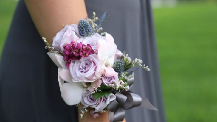 Prom Flowers: Dazzling Prom Style With These Flowers