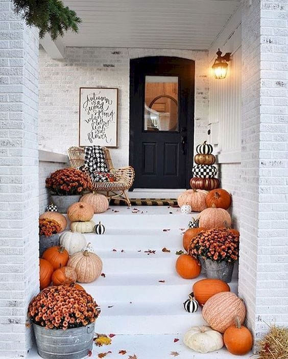 30 Beautiful Fall Front Porch Decor Ideas for 2024 – jane at home