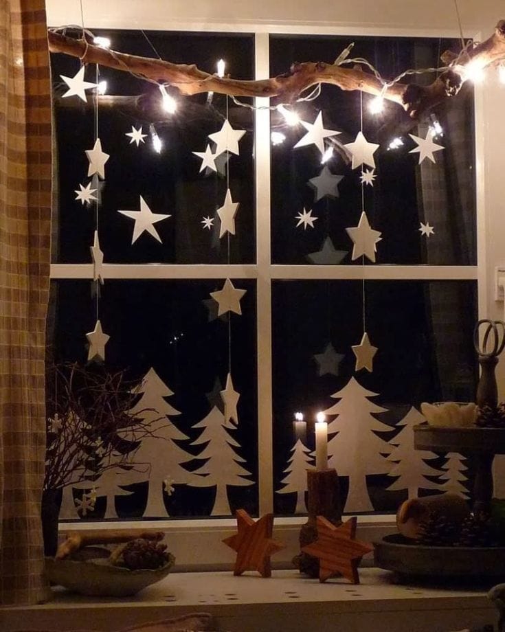 40 Easy Christmas Window Decoration Ideas for 2023 | Christmas window  decorations, Christmas window decoration, Christmas window display