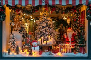 8 Inspiring Christmas Window Display Ideas for a Festive Glow