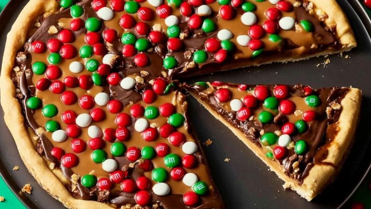 7 Creative Variations of Holiday Cookie Pizza to Try This Season