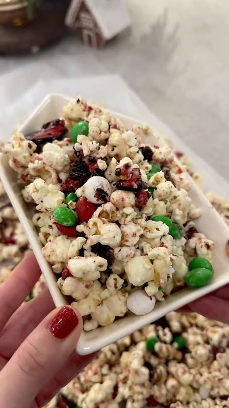 Christmas Popcorn Mix