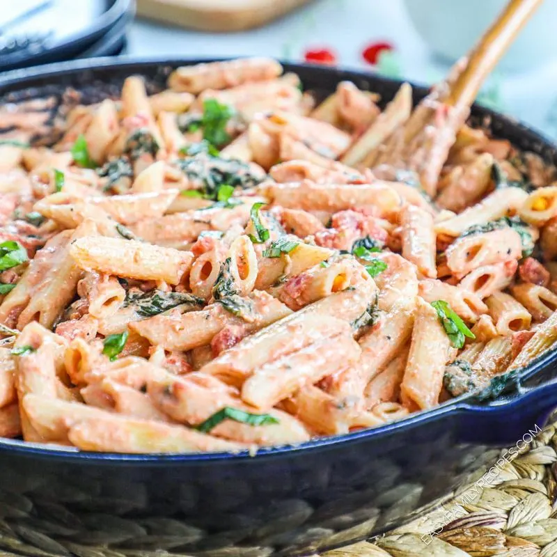 Creamy Tomato Basil Pasta