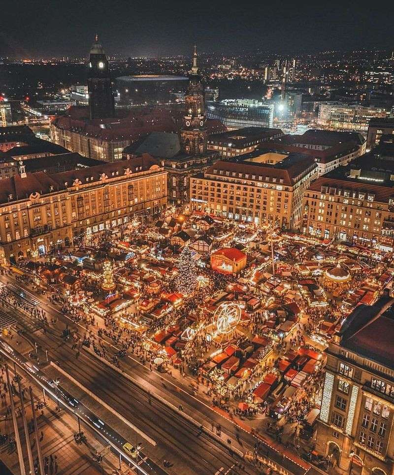 Dresden Striezelmarkt, Dresden, Germany