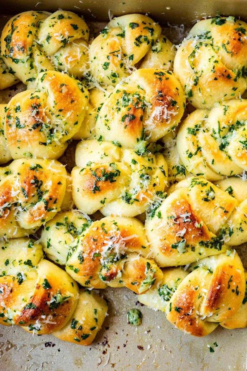 Garlic Knots