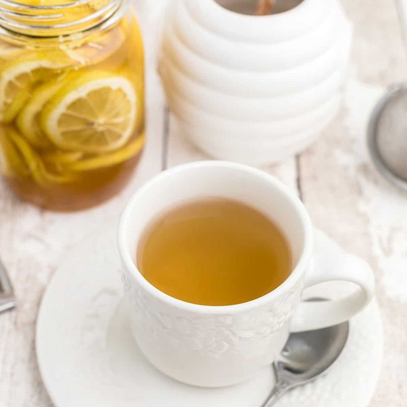 Honey and Lemon for Sore Throat