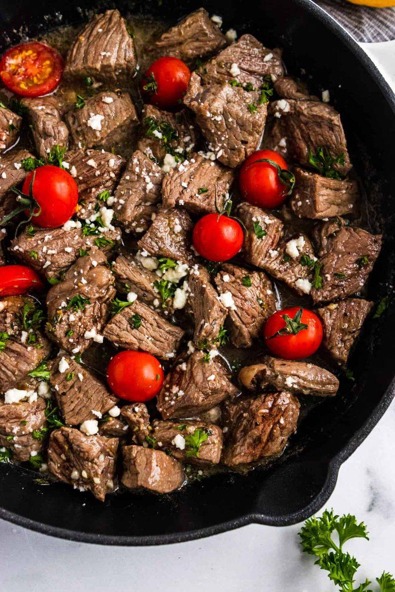 Mediterranean Roast Beef with Olives and Tomatoes