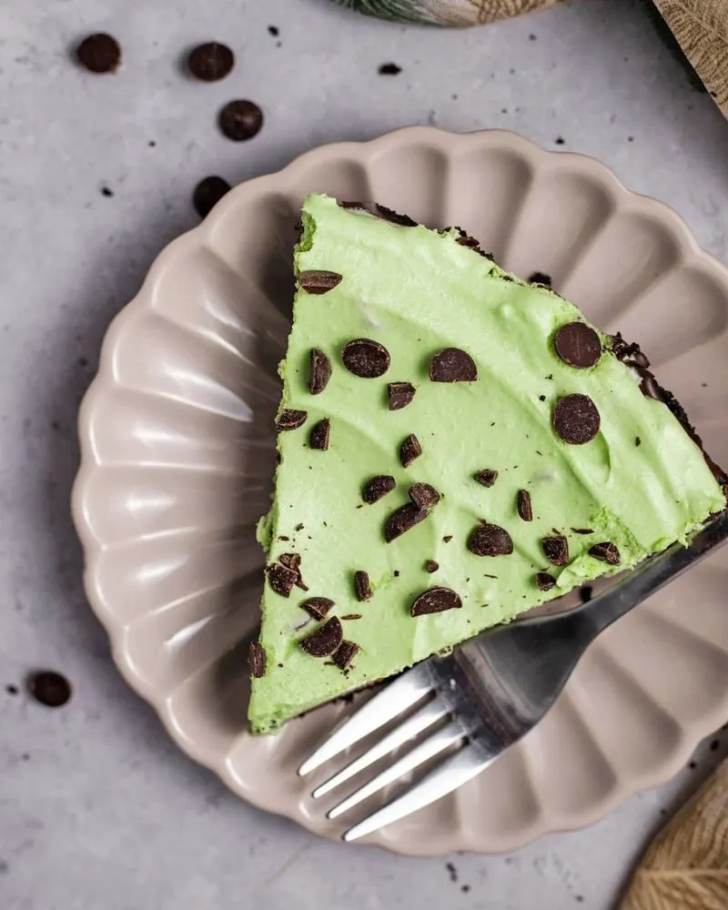 No-Bake Mint Oreo Cheesecake