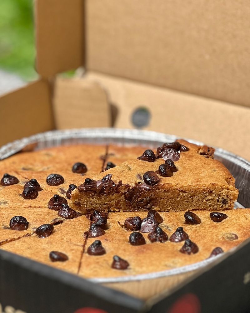 Nutty Caramel Crunch Cookie Pizza