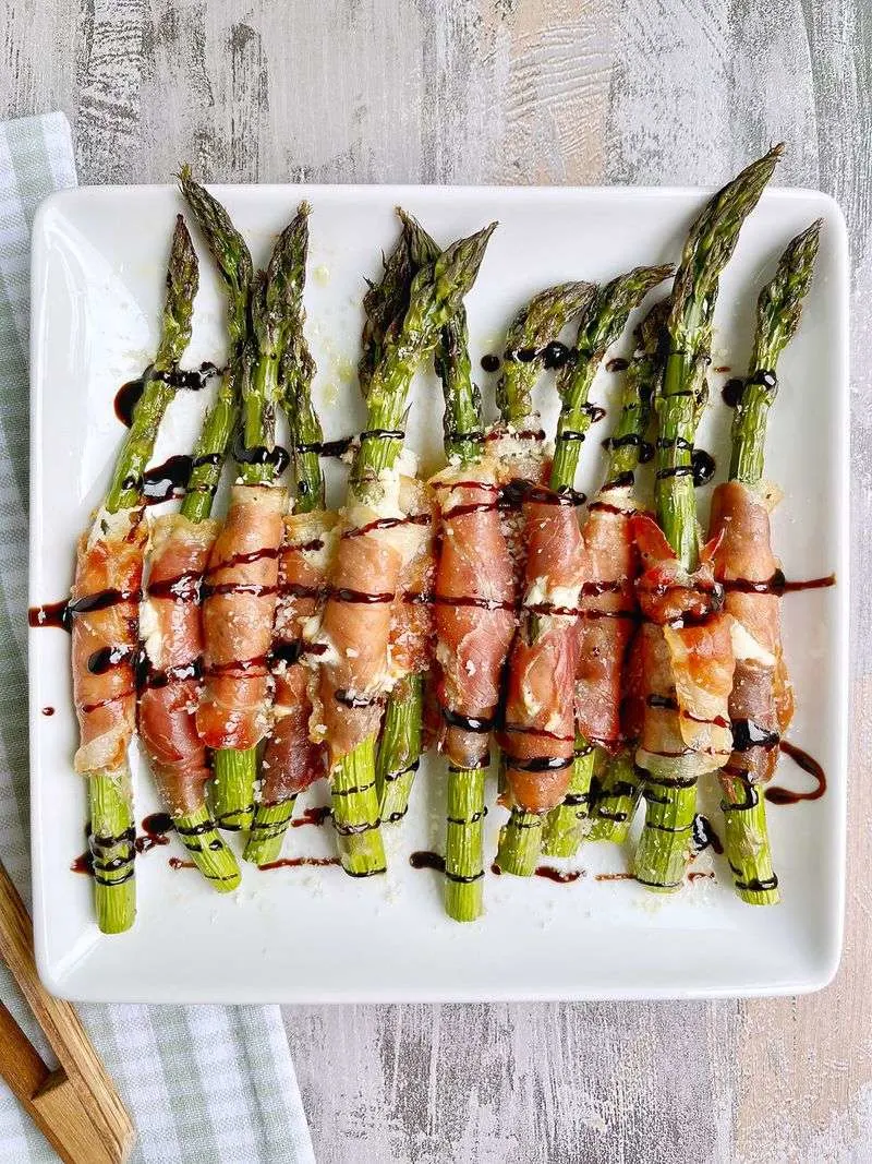 Prosciutto-Wrapped Asparagus