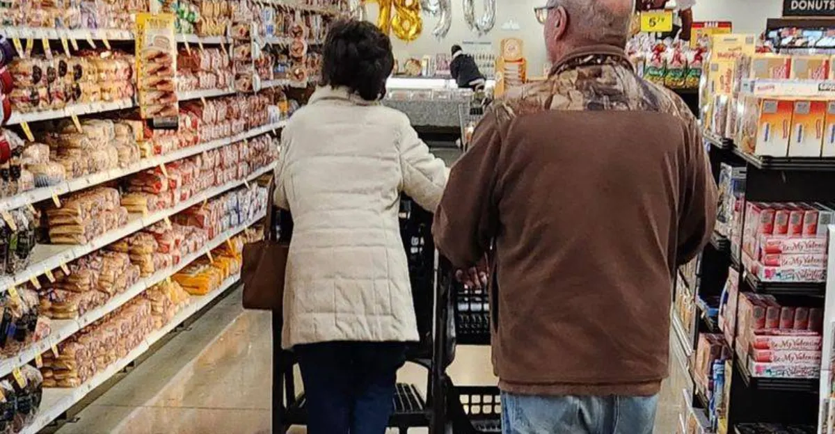 Things People Do at Supermarkets That Are Actually Rude