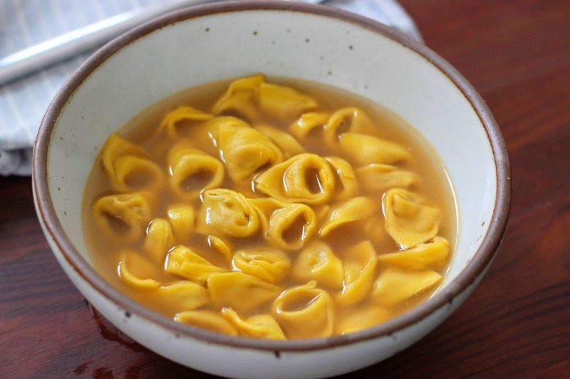 Tortellini in Brodo