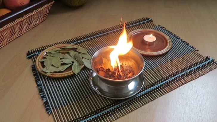 8 Things That Happen When You Burn a Bay Leaf at Home Every Night