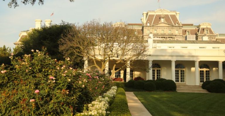 8 Unbelievable Things You Never Knew About the White House Garden