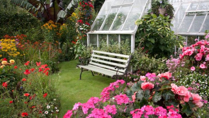 9 Heritage Garden Inspirations to Add Vintage Charm to Your Space