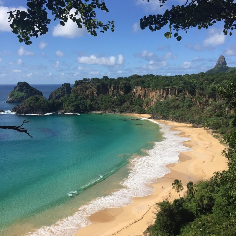 Baía do Sancho, Brazil