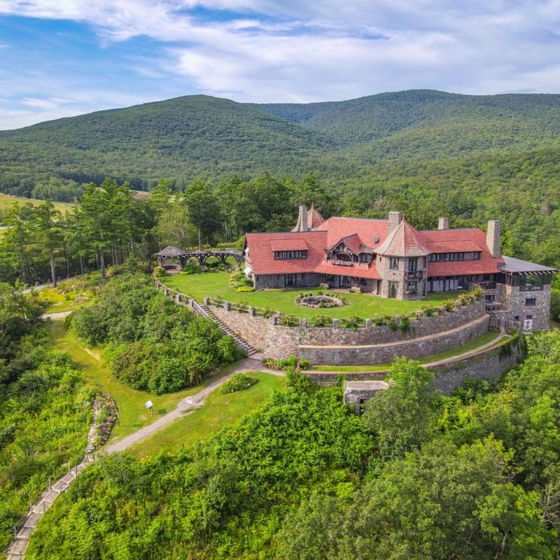 Castle in the Clouds