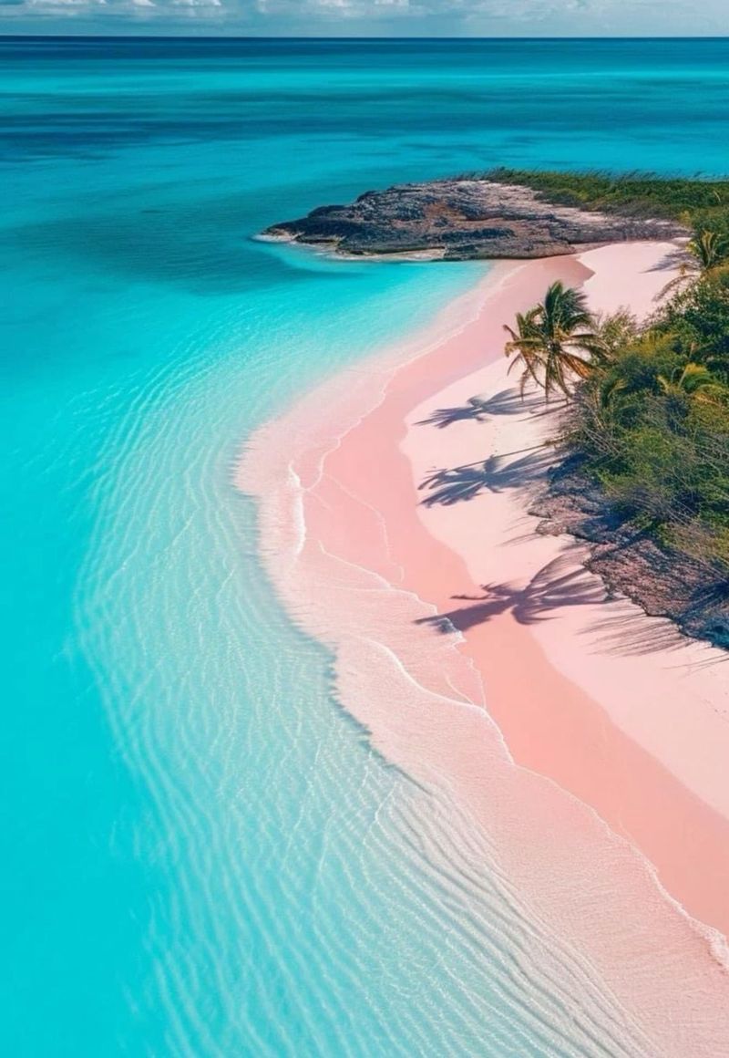 Pink Sands Beach, Bahamas