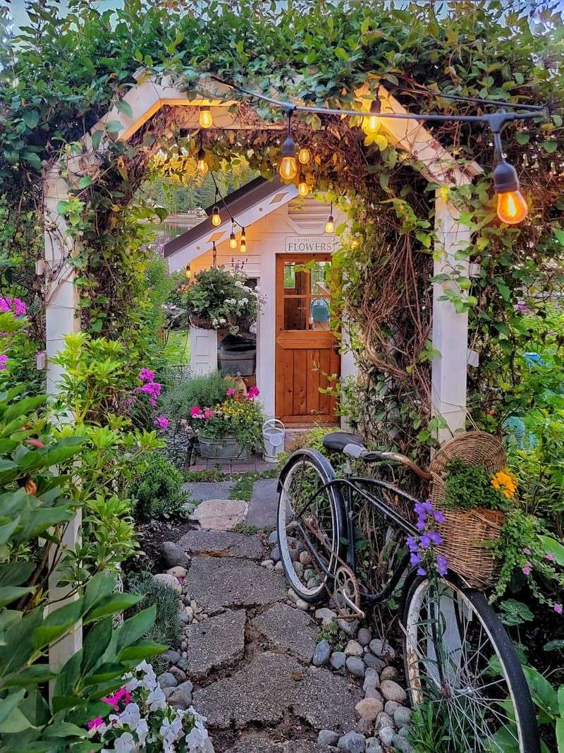 Rustic Farmhouse Gardens