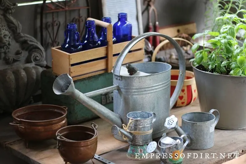 Vintage-Style Watering Can Fountain