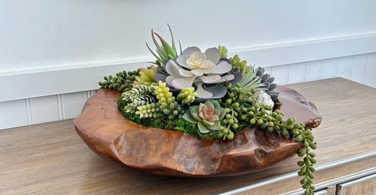 15 Stunning Spring Centerpieces to Brighten Any Table