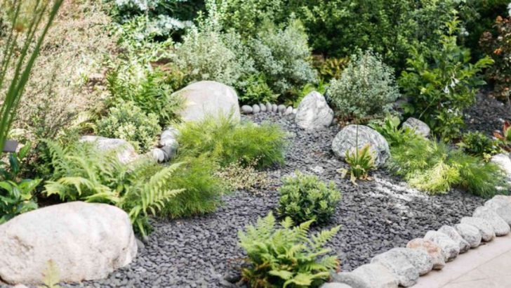 26 No-Grass Landscaping Ideas That Make Your Yard Look Incredible