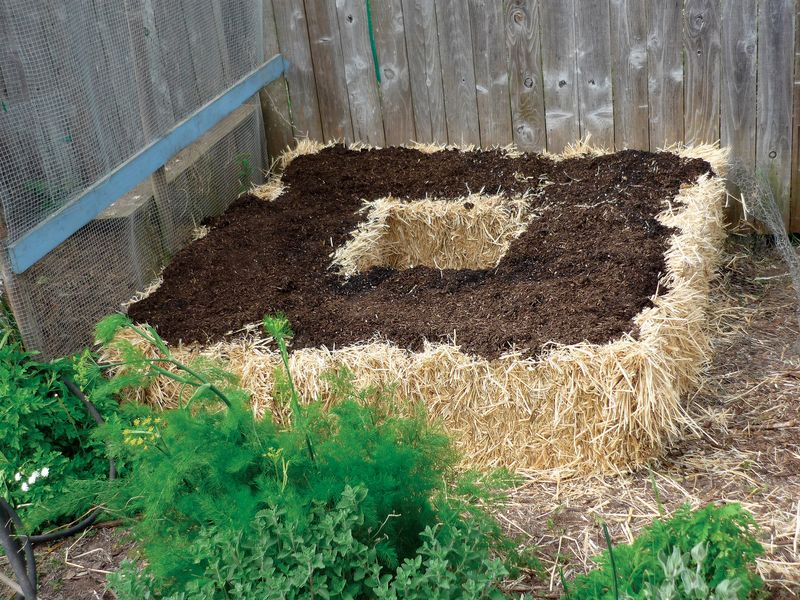 Straw Bale Filling