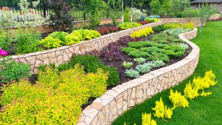 14 Landscaping Hacks That Fool Everyone into Thinking You Hired a Pro