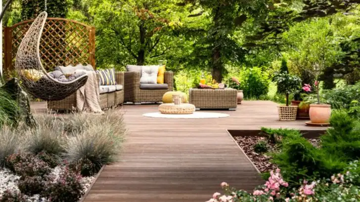 19 Rules You Should Always Follow When Landscaping a New Backyard