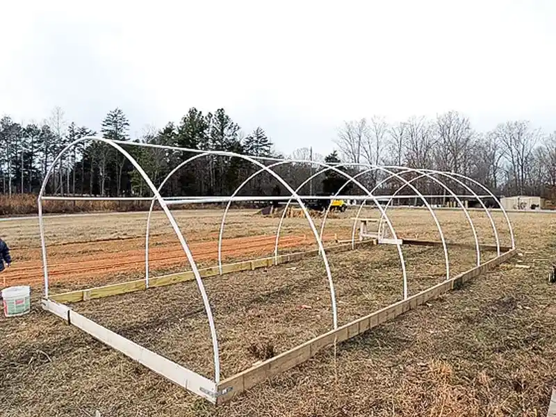 Build a Cheap Greenhouse Using PVC