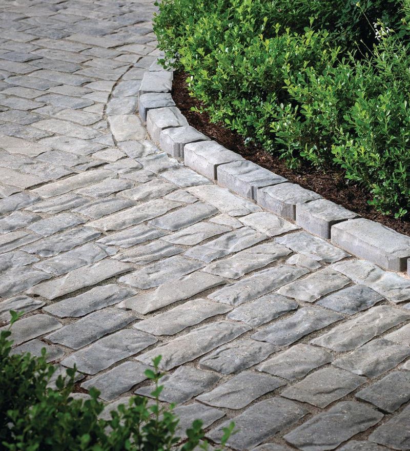 Concrete Paver Edging