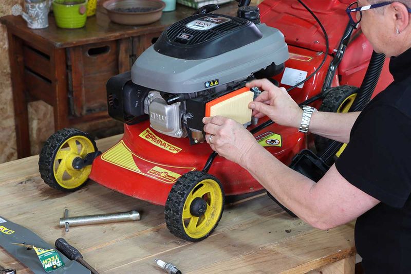 Lawn Equipment Maintenance