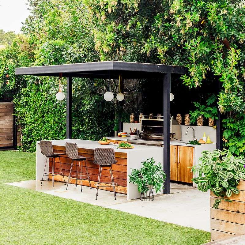 Outdoor Kitchens