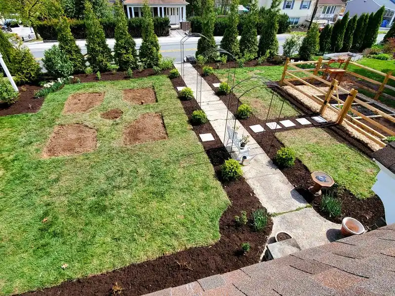 Using Stone Mulch
