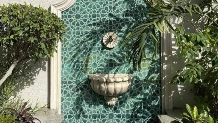 16 Mosaic Garden Ideas That Turn Outdoor Spaces Into Art
