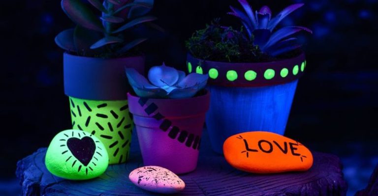 16 Tips for Creating a Garden That Glows at Night