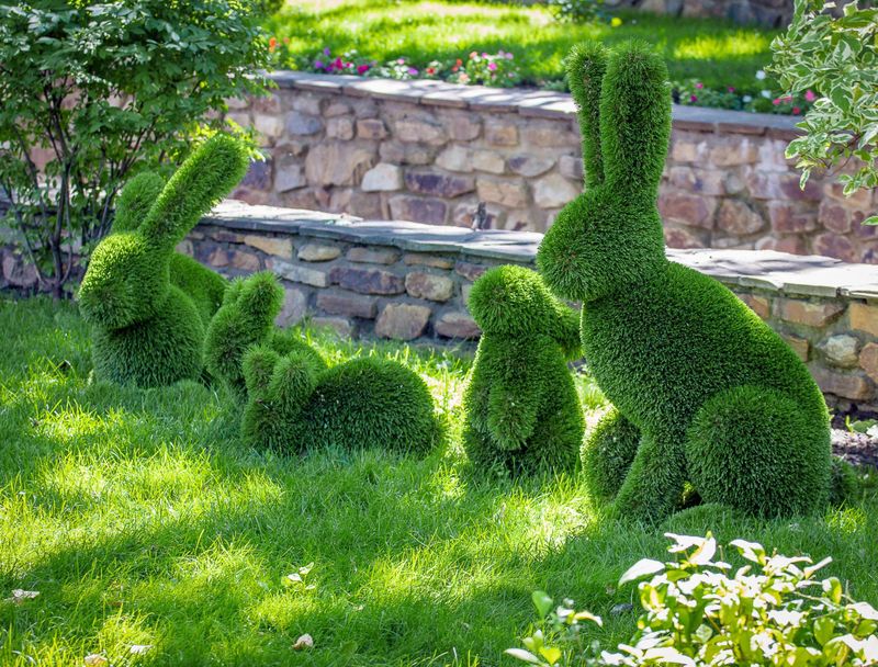 Artistic Grass Sculptures