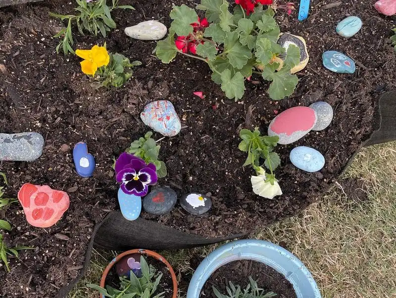 DIY Painted Rocks