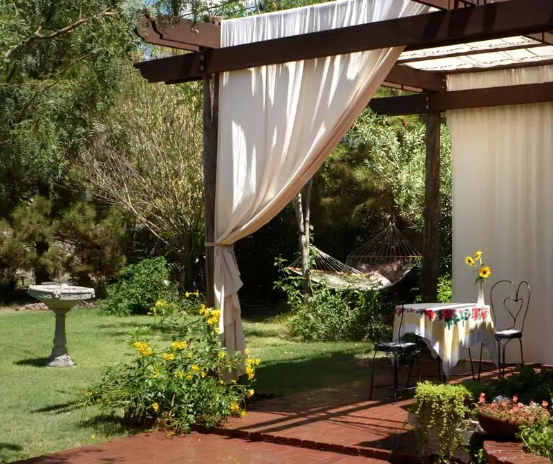 Windbreaks for Entertaining