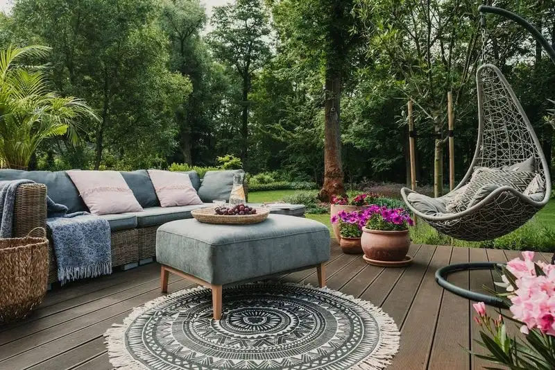 Chic Garden Sofa