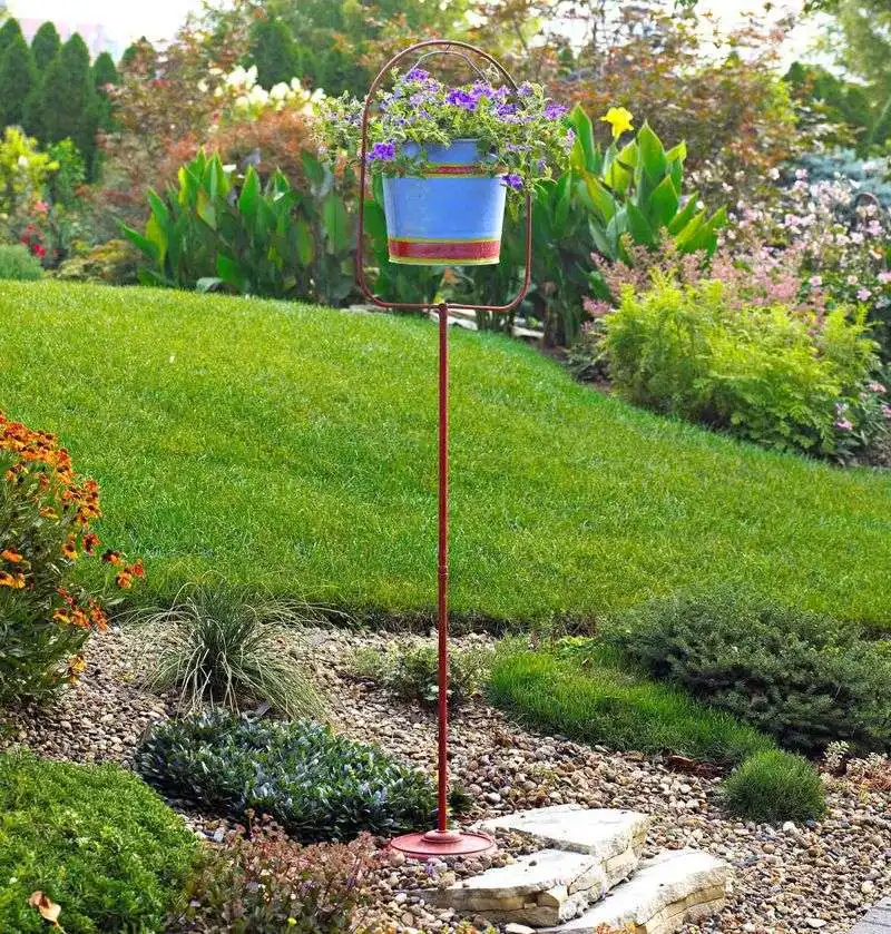 DIY Garden Art