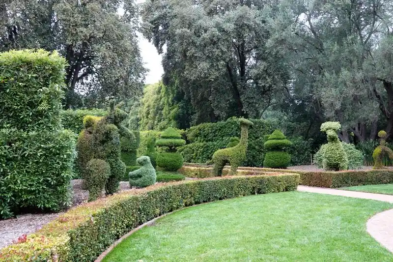Overzealous Topiary Zoo