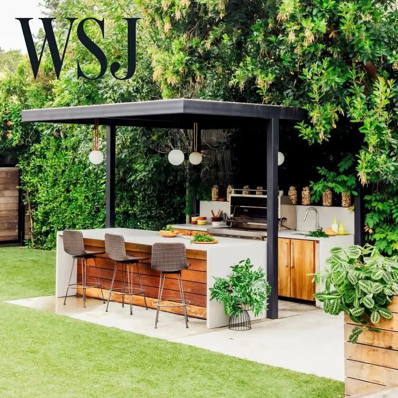 Outdoor Kitchen