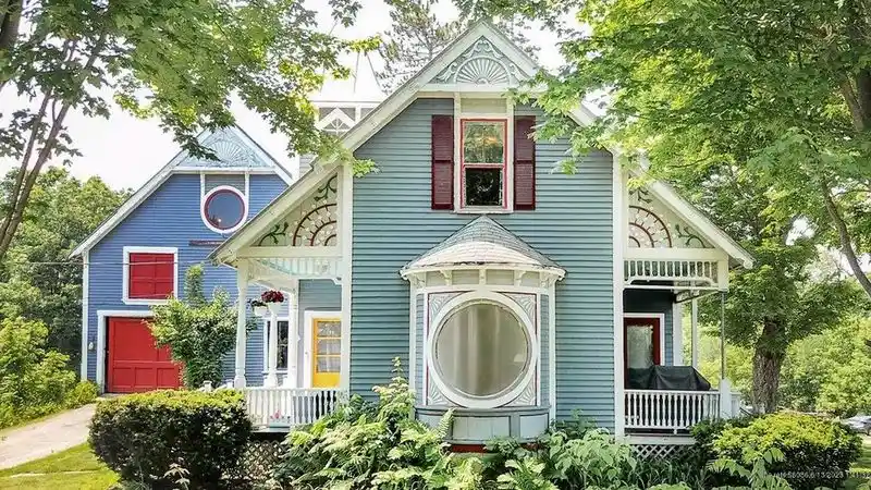 Charming Victorian Cottage