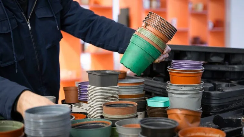 Plastic Plant Pots