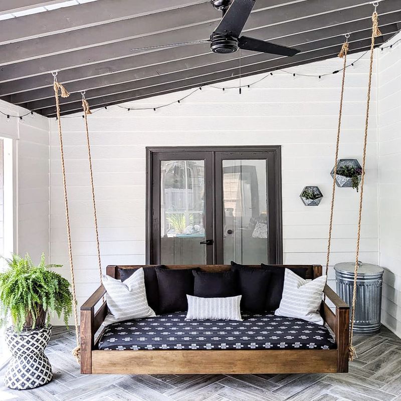 Cozy Swing Bed