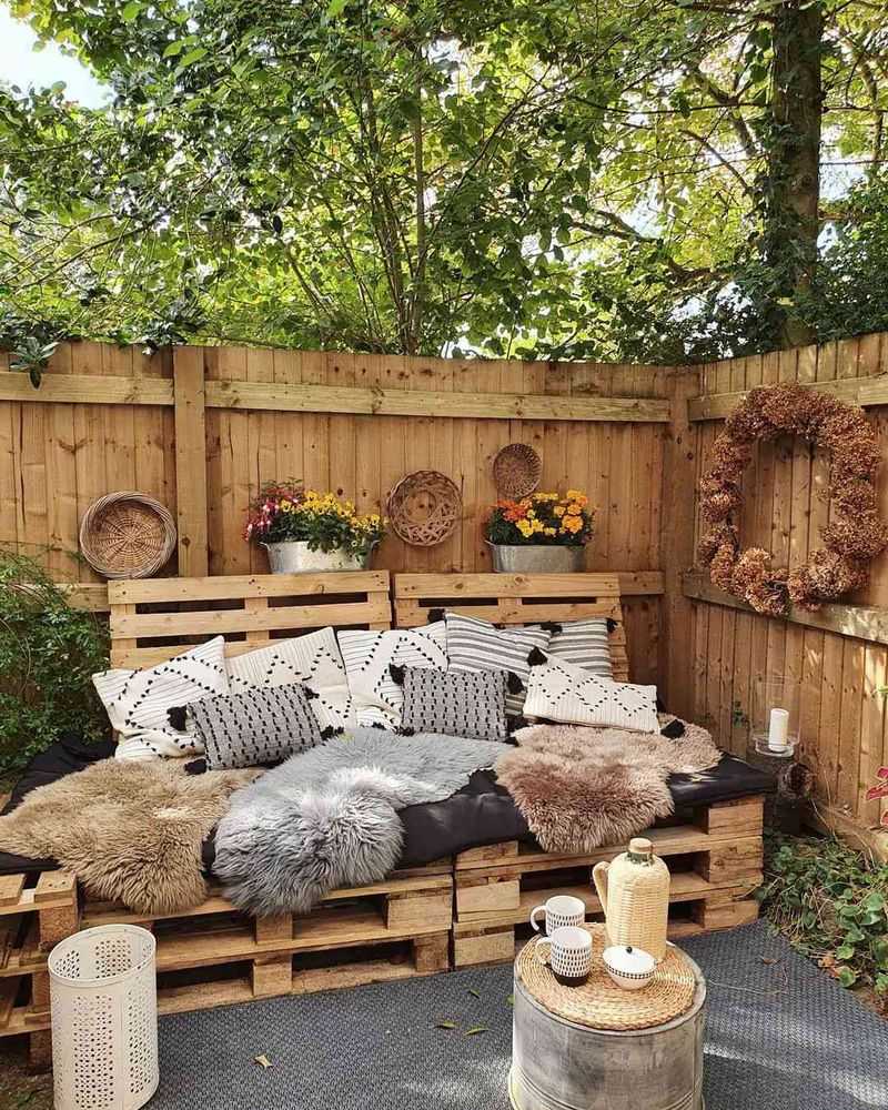DIY Pallet Furniture