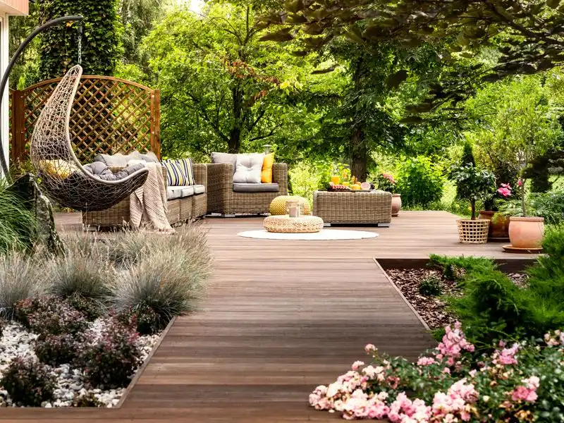 Overlooking Garden Design