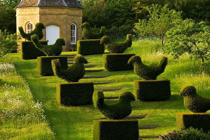 Topiary Gardens