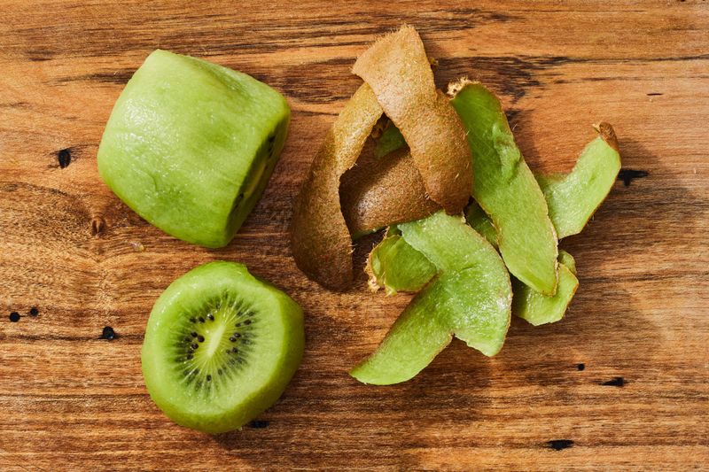 Kiwi Peel